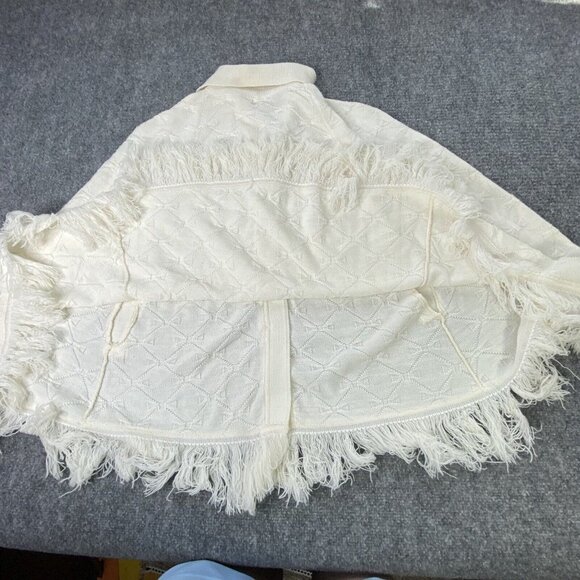60s 70s Penrose Knitwear Wintuk Orlon Fringe Cape Poncho White Boho Festival VTG - Picture 8 of 12